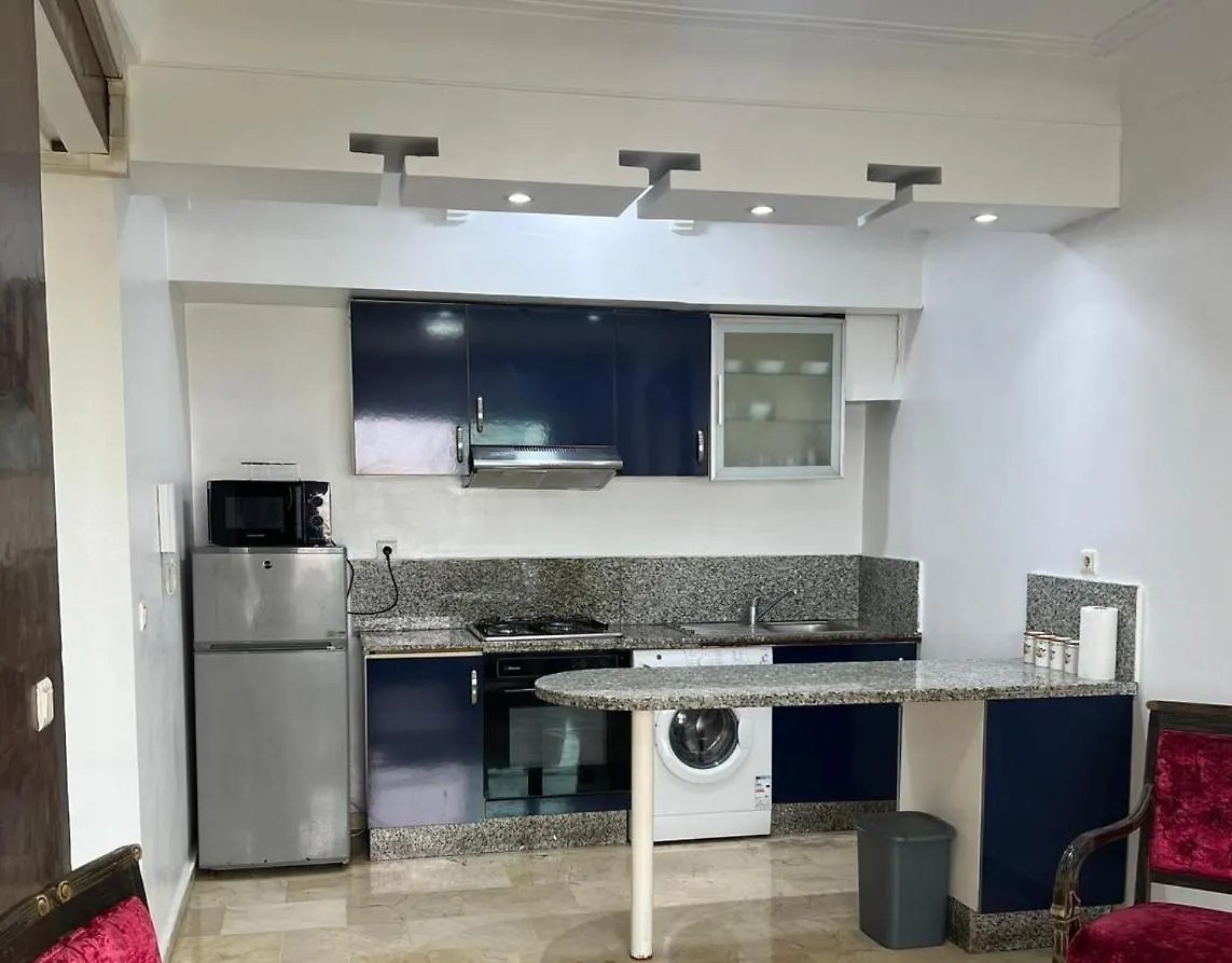 Cozy Downtown Studio With Skyline Views And 9 Minutes Away To Beach Casablanca Apartment