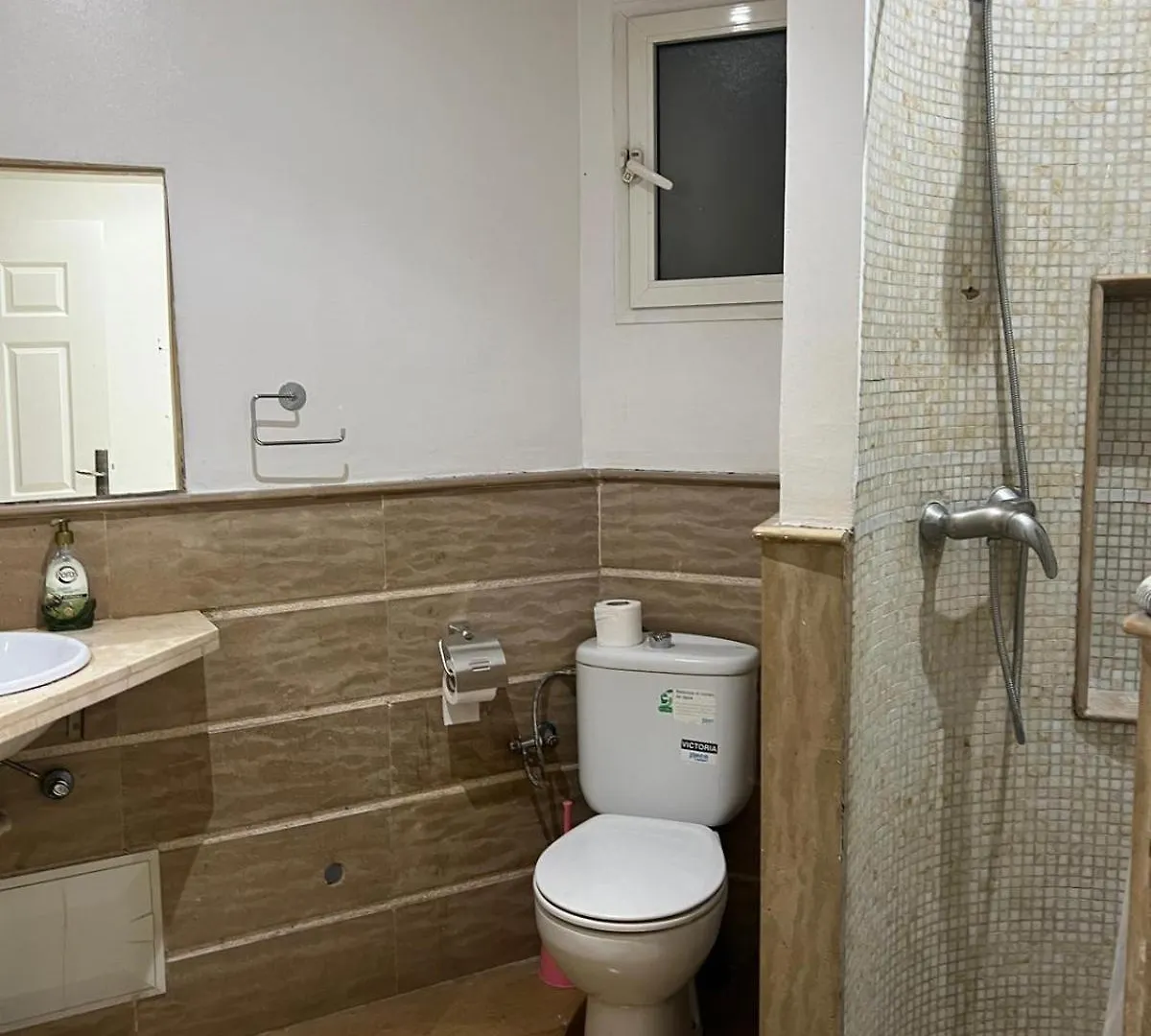 Cozy Downtown Studio With Skyline Views And 9 Minutes Away To Beach Casablanca